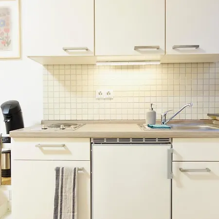 Modernes Studio-apartment Mit Privatem Stellplatz Fuer Bis Zu 4 Personen Naehe Mosel & Weinberge Und Stadtnah * Koblenz (Rhineland-Palatinate)